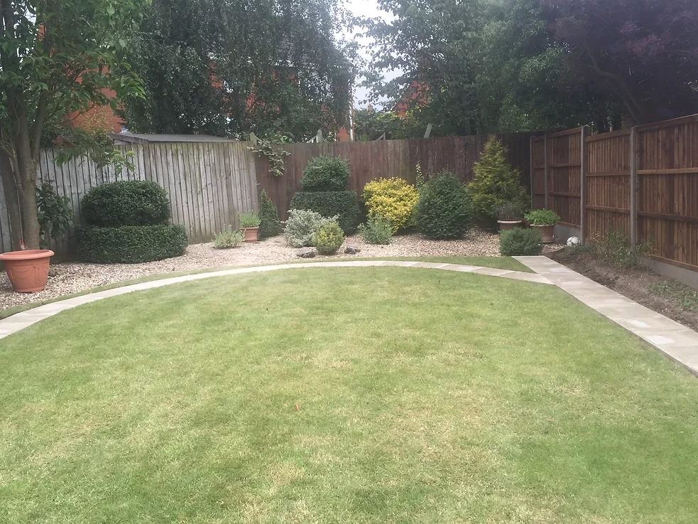Landscaper-in-Bury-St-Edmunds